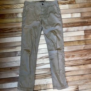 Men’s American Eagle kakis